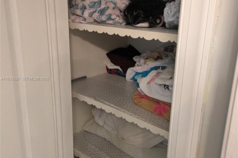 Купить виллу или дом в Корал-Спрингс, Флорида 1 комната, 153.57м2, № 1991203 - фото 6