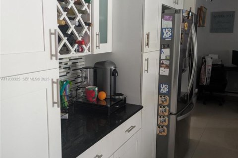 Купить виллу или дом в Корал-Спрингс, Флорида 1 комната, 153.57м2, № 1991203 - фото 18