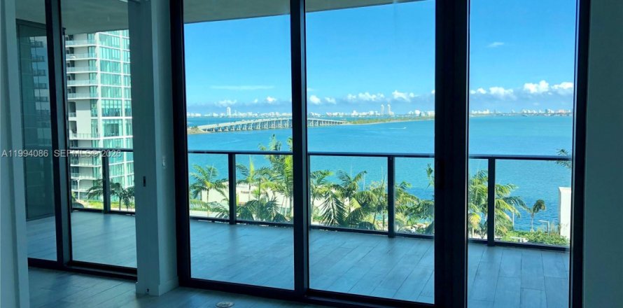 Condo à Miami, Floride, 1 chambre  № 2055810