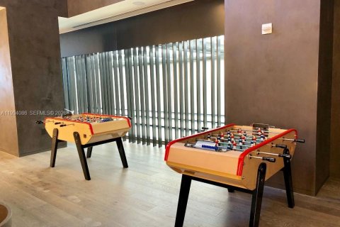 Condominio en alquiler en Miami, Florida, 1 dormitorio, 87.33 m2 № 2055810 - foto 19