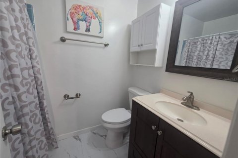 Touwnhouse à louer à Gainesville, Floride: 2 chambres, 95.13 m2 № 2413802 - photo 22