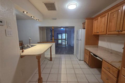 Touwnhouse à louer à Gainesville, Floride: 2 chambres, 95.13 m2 № 2413802 - photo 7