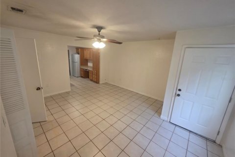 Touwnhouse à louer à Gainesville, Floride: 2 chambres, 95.13 m2 № 2413802 - photo 3