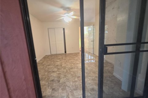 Touwnhouse à louer à Gainesville, Floride: 2 chambres, 95.13 m2 № 2413802 - photo 25