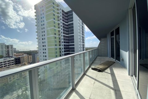 Condominio en venta en Miami, Florida, 1 dormitorio, 60.2 m2 № 1980397 - foto 3