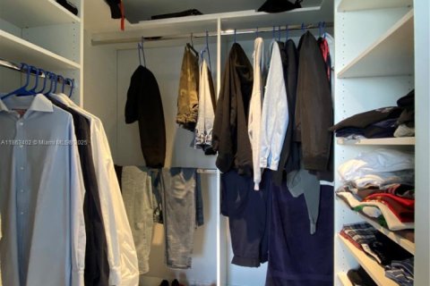 Condominio en venta en Miami, Florida, 1 dormitorio, 60.2 m2 № 1980397 - foto 13