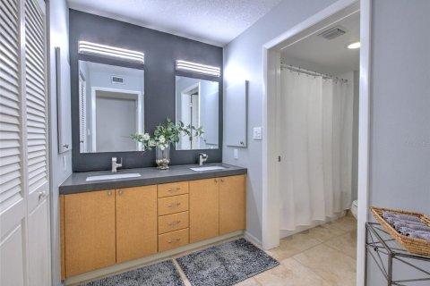Copropriété à louer à Longboat Key, Floride: 2 chambres, 132.48 m2 № 891397 - photo 112