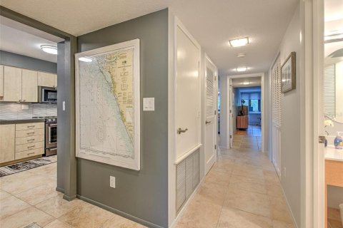 Copropriété à louer à Longboat Key, Floride: 2 chambres, 132.48 m2 № 891397 - photo 17