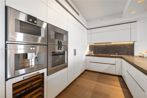Condominio en venta en Miami Beach, Florida, 3 dormitorios, 352.38 m2 № 1934791 - foto 22