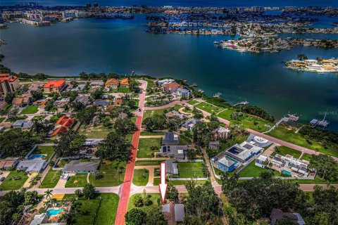 House in Saint Petersburg, Florida 2 bedrooms, 176.51 sq.m. № 1906327 - photo 26