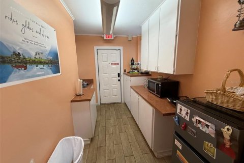 Immobilier commercial à vendre à Gainesville, Floride: 110.18 m2 № 2391143 - photo 8