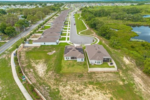 House in Haines City, Florida 4 bedrooms, 164.16 sq.m. № 2391227 - photo 25