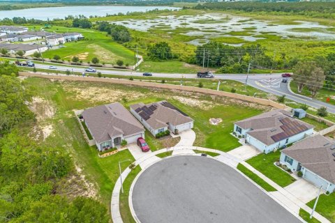 House in Haines City, Florida 4 bedrooms, 164.16 sq.m. № 2391227 - photo 28