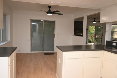 Casa en venta en Dade City, Florida, 3 dormitorios, 190.08 m2 № 2151019 - foto 18