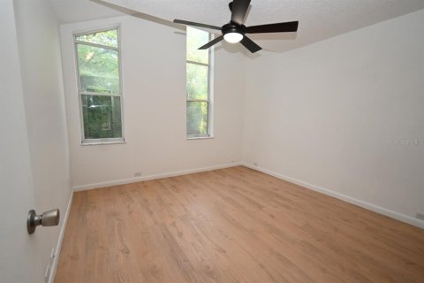 Casa en venta en Dade City, Florida, 3 dormitorios, 190.08 m2 № 2151019 - foto 27