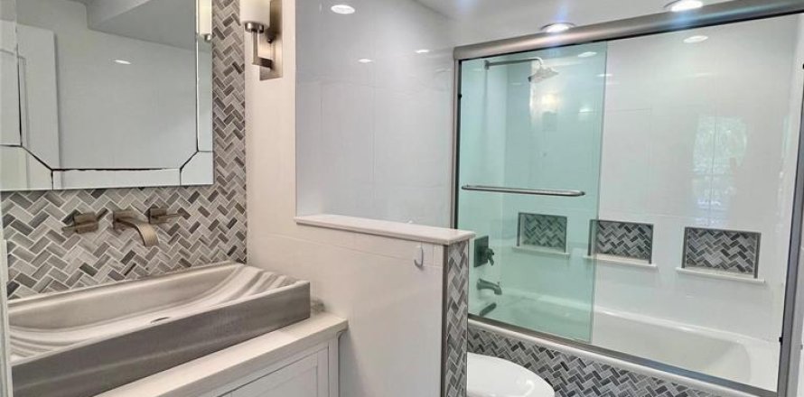Condo in Hollywood, Florida, 2 bedrooms № 2193288
