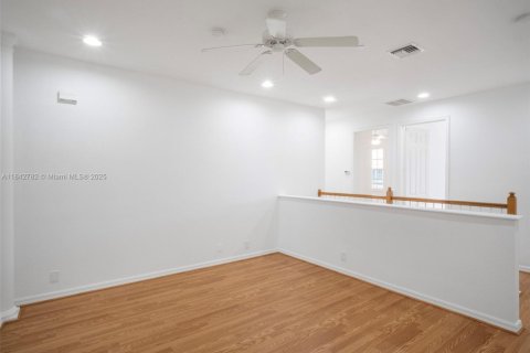 Townhouse in Boynton Beach, Florida 3 bedrooms, 205.22 sq.m. № 1836440 - photo 27