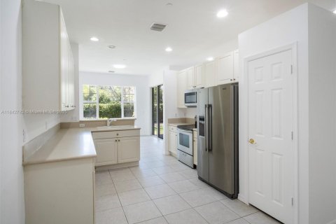 Townhouse in Boynton Beach, Florida 3 bedrooms, 205.22 sq.m. № 1836440 - photo 25