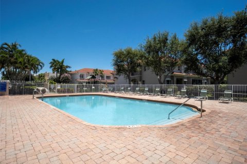 Townhouse in Boynton Beach, Florida 3 bedrooms, 205.22 sq.m. № 1836440 - photo 13
