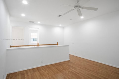 Townhouse in Boynton Beach, Florida 3 bedrooms, 205.22 sq.m. № 1836440 - photo 26