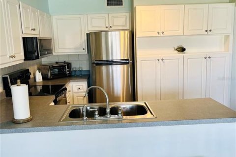 Condo in New Smyrna Beach, Florida, 1 bedroom  № 1511428 - photo 13