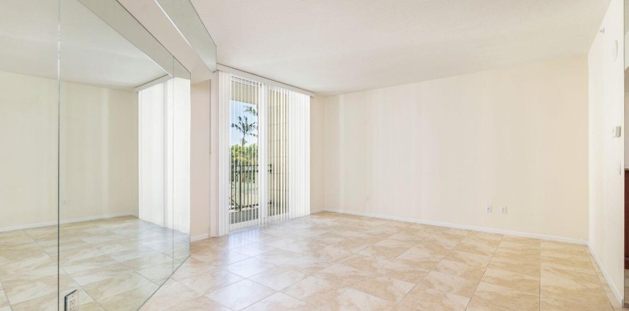 Condo à West Palm Beach, Floride, 1 chambre  № 2422584