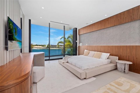 Villa ou maison à vendre à Miami Beach, Floride: 5 chambres, 519.04 m2 № 2414458 - photo 24