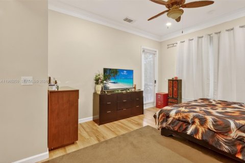 Купить виллу или дом в Порт-Сент-Луси, Флорида 3 спальни, 168.71м2, № 2052303 - фото 22