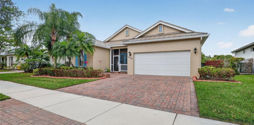 Дом в Порт-Сент-Луси, Флорида 3 спальни, 168.71м2 № 2052303