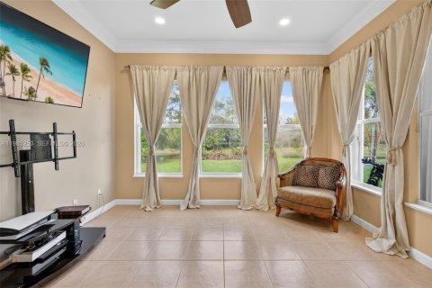 Купить виллу или дом в Порт-Сент-Луси, Флорида 3 спальни, 168.71м2, № 2052303 - фото 19