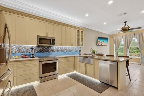 Купить виллу или дом в Порт-Сент-Луси, Флорида 3 спальни, 168.71м2, № 2052303 - фото 4