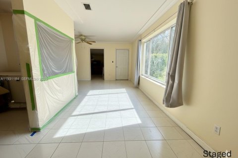 Casa en venta en Hollywood, Florida, 2 dormitorios, 102.19 m2 № 1992053 - foto 9