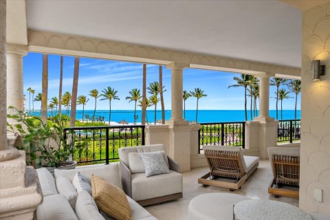 Condo in Miami Beach, Florida, 4 bedrooms  № 1862603 - photo 4