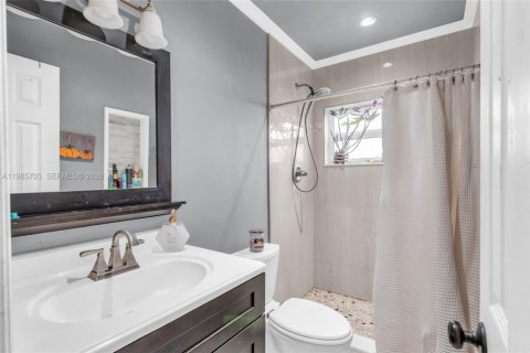 Villa ou maison à vendre à Cutler Bay, Floride: 4 chambres, 170.66 m2 № 2047371 - photo 12