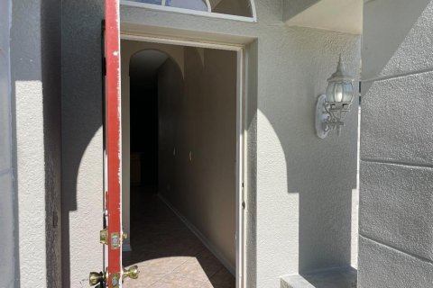 House in Land O' Lakes, Florida 3 bedrooms, 144.65 sq.m. № 1843870 - photo 4