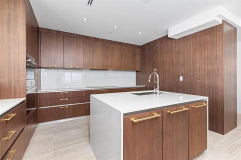 Condo in Fort Lauderdale, Florida, 4 bedrooms № 2246568 - photo 17