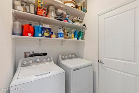 Casa en venta en Daytona Beach, Florida, 4 dormitorios, 194.44 m2 № 2151431 - foto 10