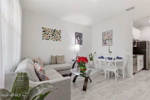 Casa en venta en Daytona Beach, Florida, 4 dormitorios, 194.44 m2 № 2151431 - foto 14