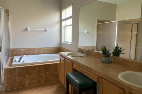 Villa ou maison à louer à Land O' Lakes, Floride: 3 chambres, 144.65 m2 № 1843766 - photo 13