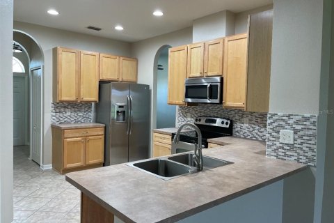 Villa ou maison à louer à Land O' Lakes, Floride: 3 chambres, 144.65 m2 № 1843766 - photo 9