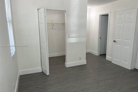 Copropriété à louer à Coconut Creek, Floride: 2 chambres, 85.47 m2 № 2367957 - photo 6