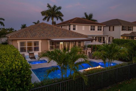 House in Parkland, Florida 4 bedrooms, 230.03 sq.m. № 2154325 - photo 3