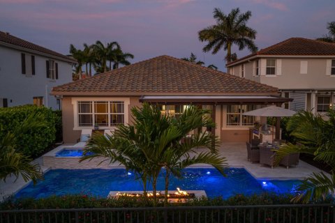 House in Parkland, Florida 4 bedrooms, 230.03 sq.m. № 2154325 - photo 5