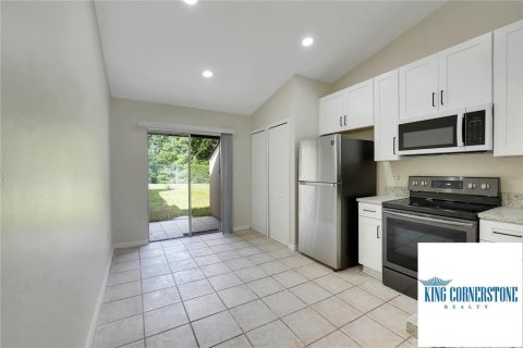Appartement à louer à Orlando, Floride: 2 chambres, 80.82 m2 № 2388743 - photo 8
