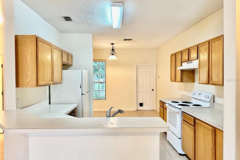 House in Davenport, Florida 5 bedrooms, 169.55 sq.m. № 1909285 - photo 8