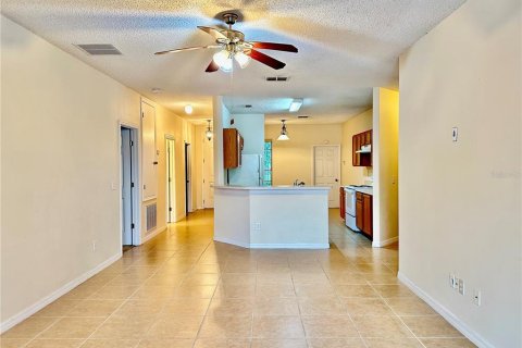 House in Davenport, Florida 5 bedrooms, 169.55 sq.m. № 1909285 - photo 11