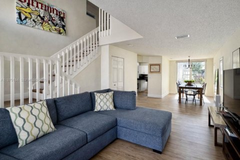 Casa en alquiler en Plantation, Florida, 3 dormitorios, 137.87 m2 № 2030930 - foto 5