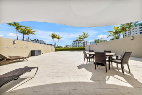 Copropriété à vendre à Bay Harbor Islands, Floride: 4 chambres, 309.18 m2 № 2068198 - photo 20