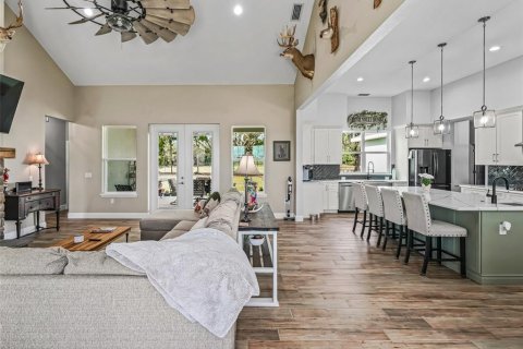 House in Anthony, Florida 3 bedrooms, 227.61 sq.m. № 1686650 - photo 5