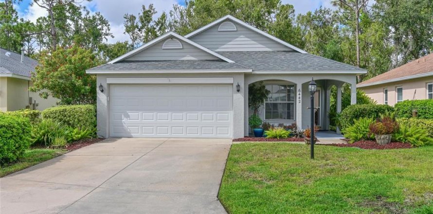 House in Lakewood Ranch, Florida 2 bedrooms, 152.17 sq.m. № 1877457